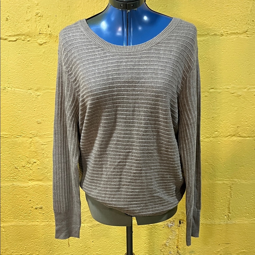 Women's Gray Ribbed Sweater Top